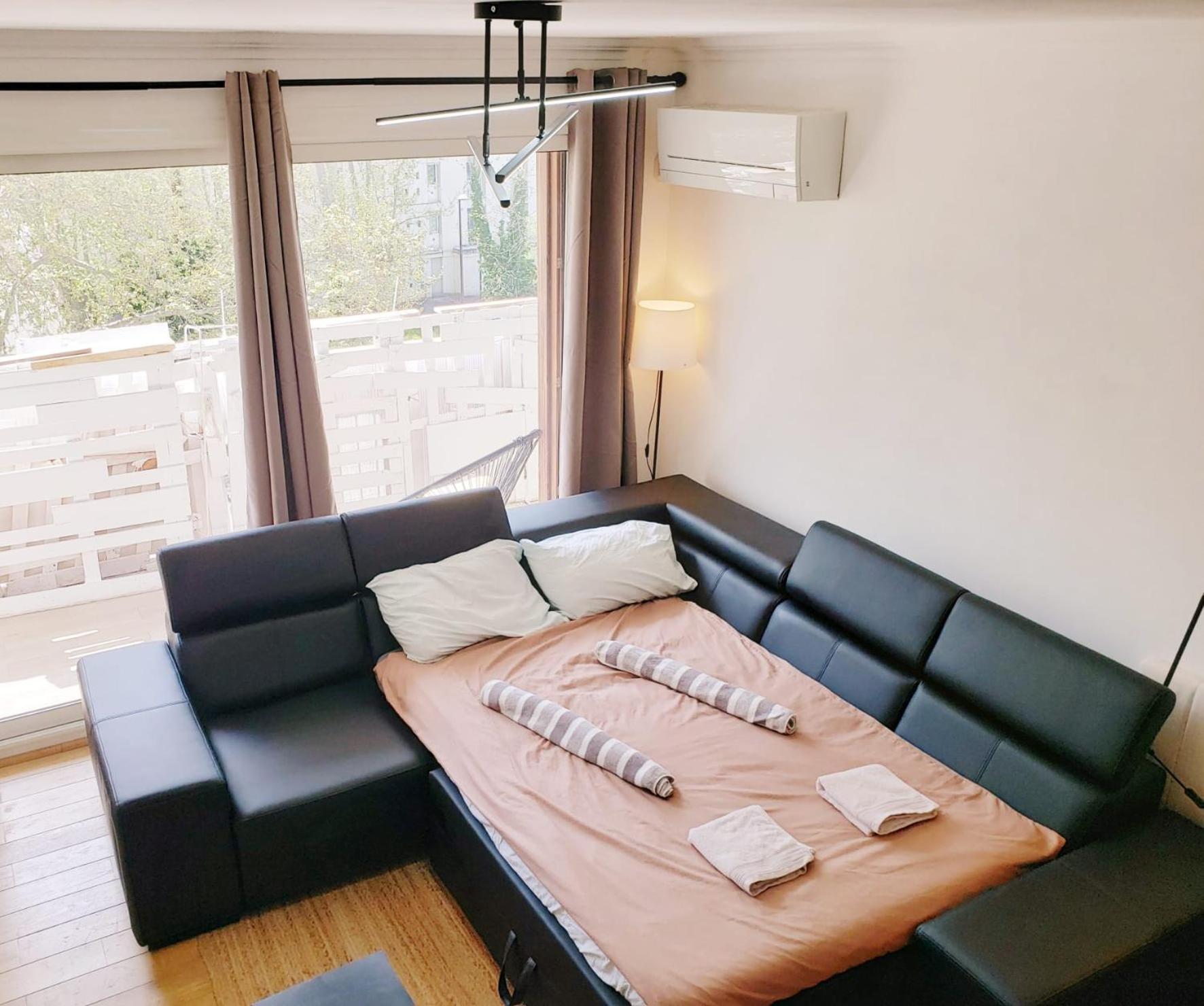 Suite From 1 To 6 - Bathtubs In Rooms - Air Conditioned Residential Appartement - Self-Arrival - Wifi - Netflix Disney - Kitchen - Laundry - Parking Αβινιόν Εξωτερικό φωτογραφία
