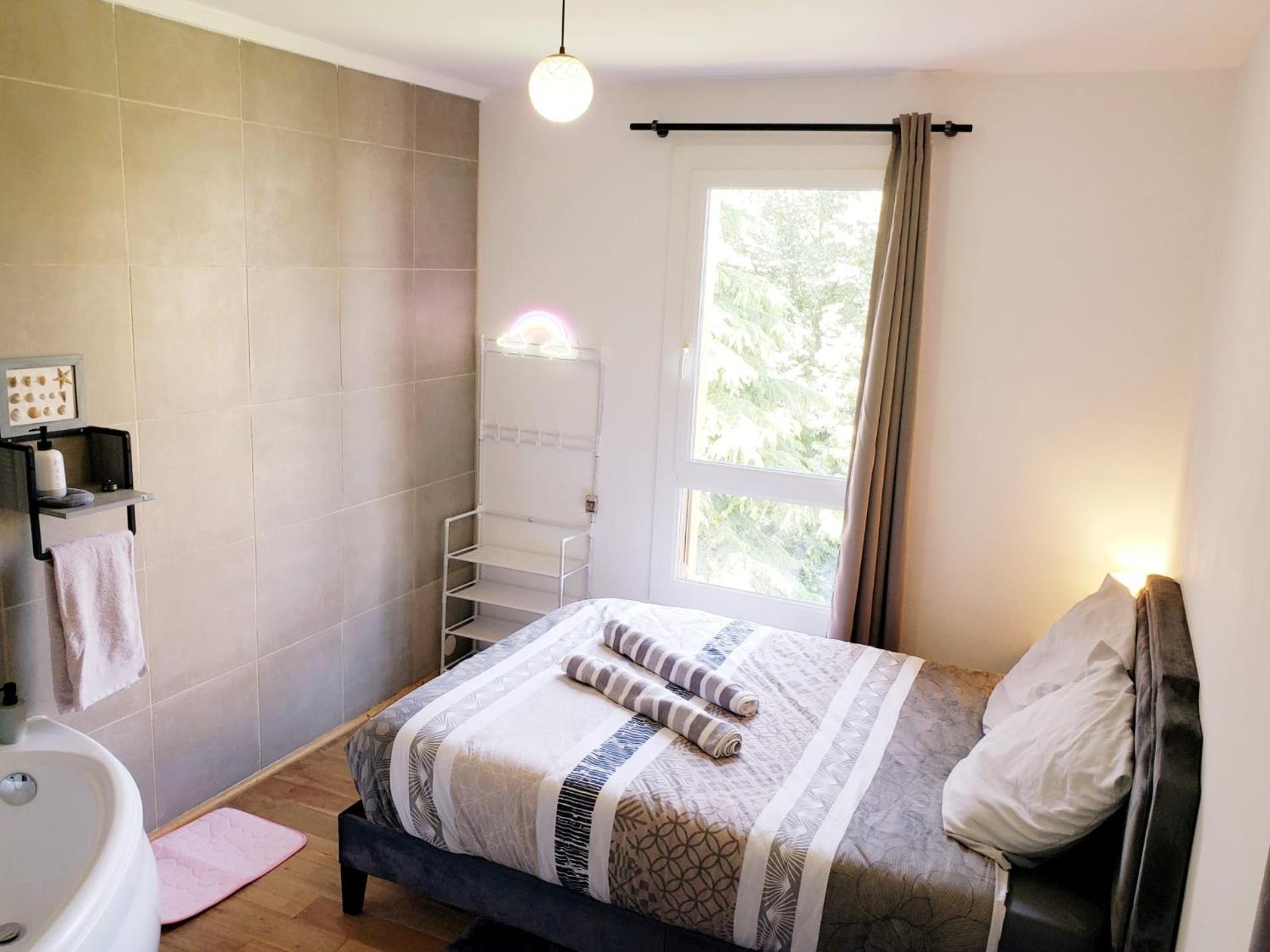 Suite From 1 To 6 - Bathtubs In Rooms - Air Conditioned Residential Appartement - Self-Arrival - Wifi - Netflix Disney - Kitchen - Laundry - Parking Αβινιόν Εξωτερικό φωτογραφία